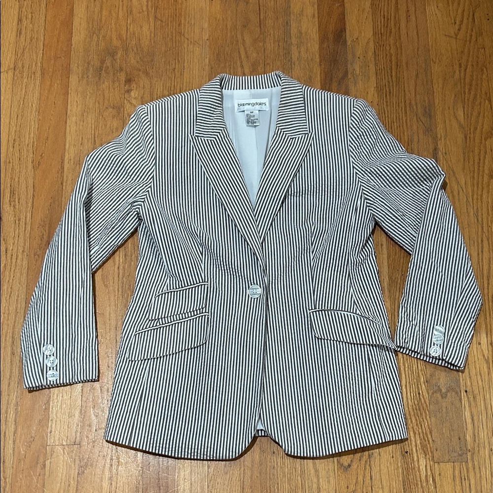 Bloomingdale’s Women's Striped Blazer in Heather Grey and White Stripes
